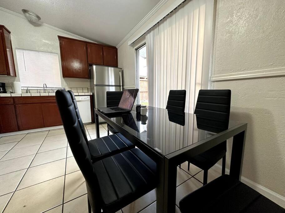 Comfortable House W/ Wi-Fi/Tv - Turlock,Ca المظهر الخارجي الصورة
