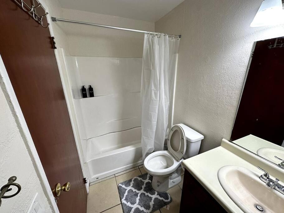 Comfortable House W/ Wi-Fi/Tv - Turlock,Ca المظهر الخارجي الصورة